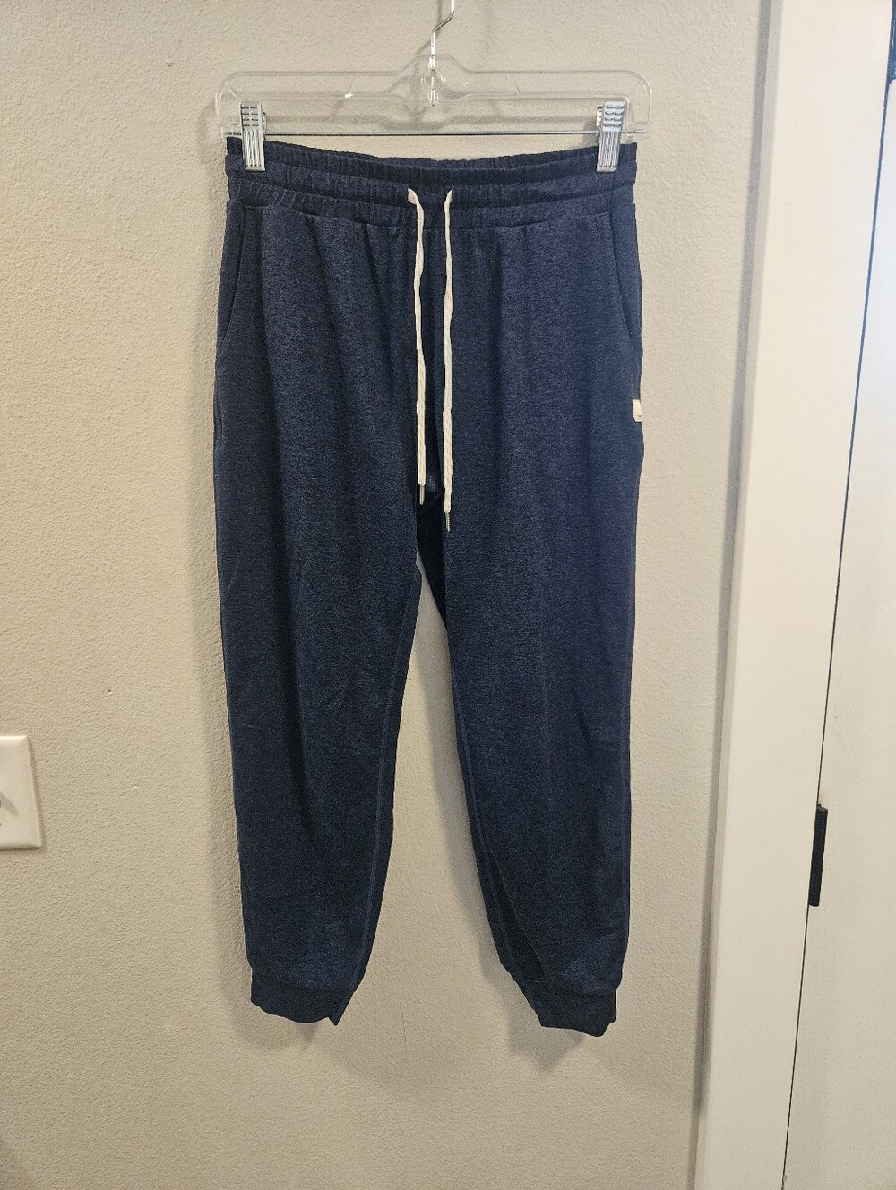 Vuori Performance Joggers Women Size XS Navy - Picture 2 of 5